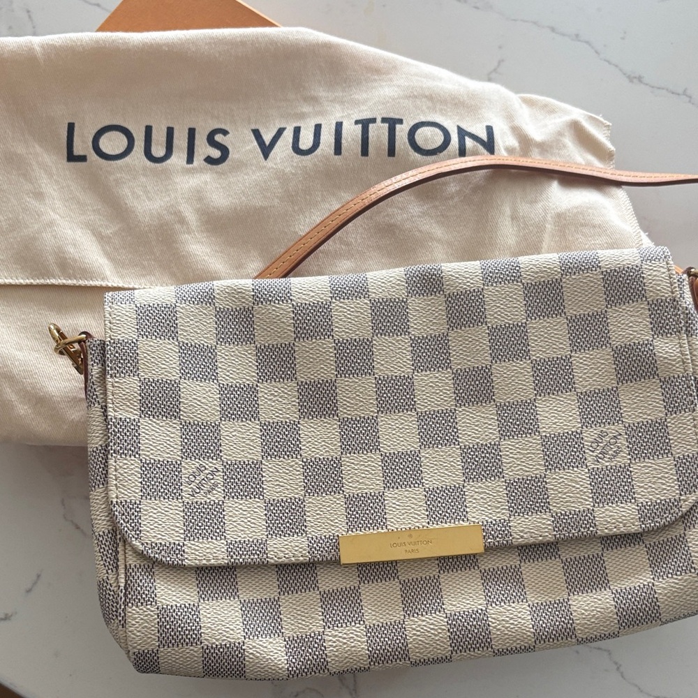 Louis Vuitton Checkered Cream and Gray Crossbody Bag